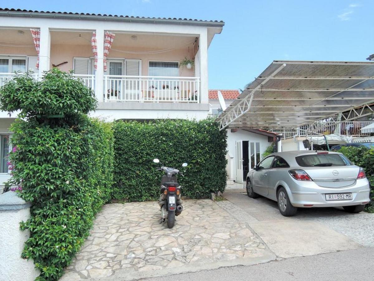 Apartment Near The Sea Judita Malinska Exterior photo