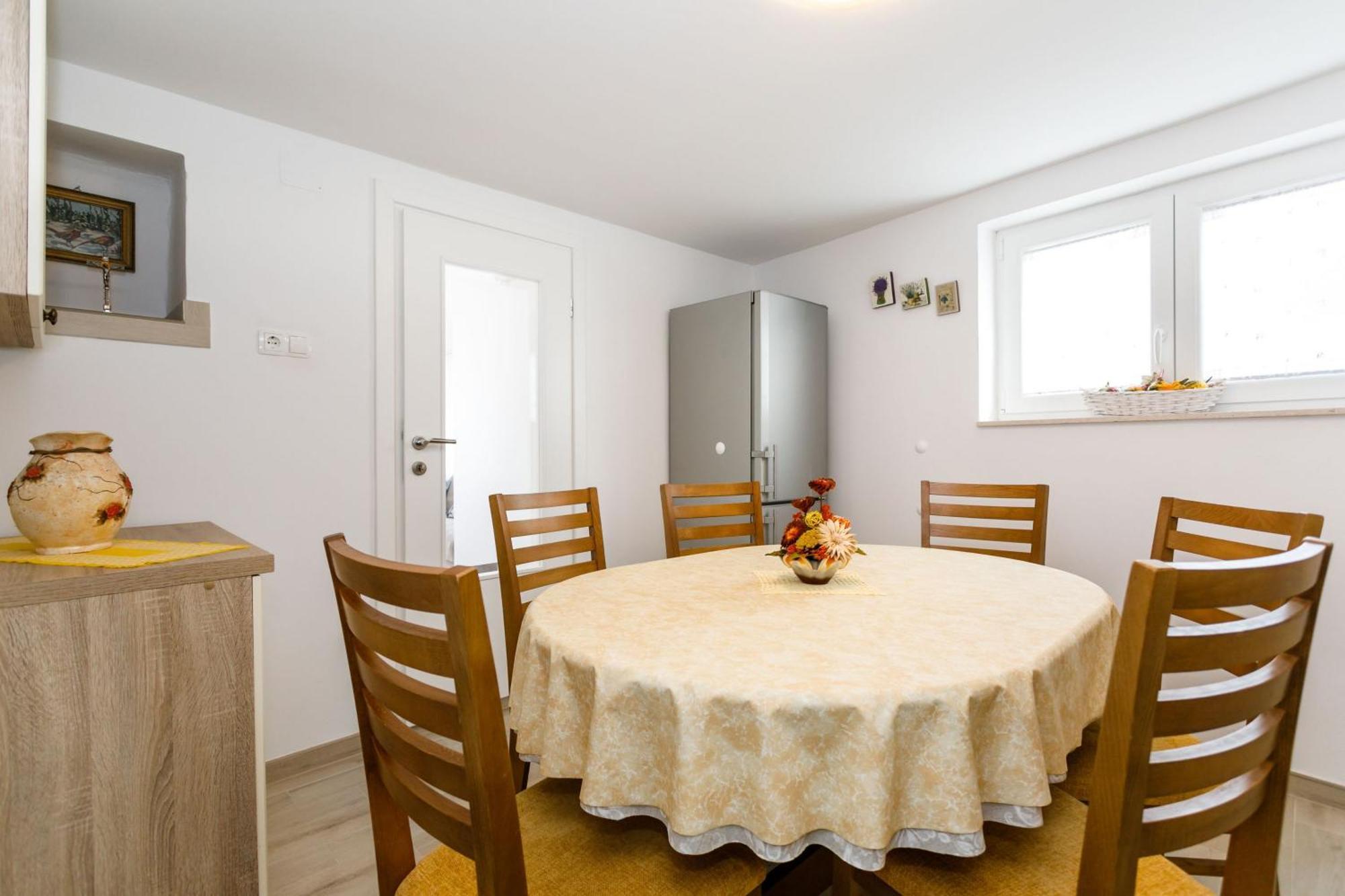 Apartment Near The Sea Judita Malinska Room photo